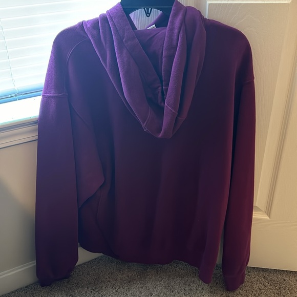 Women’s Nike Hoodie - Picture 3 of 3